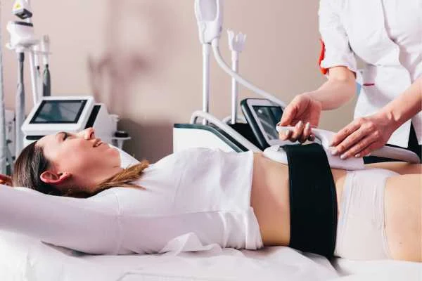 woman having body sculpting to help improve her body image and her mental health Streatham Hill